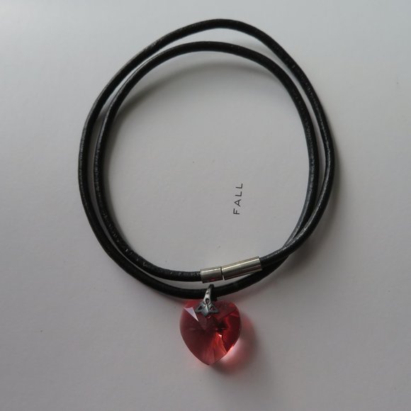 Super Cute Red Heart Crystal On Black Cord Necklace - Picture 4 of 11